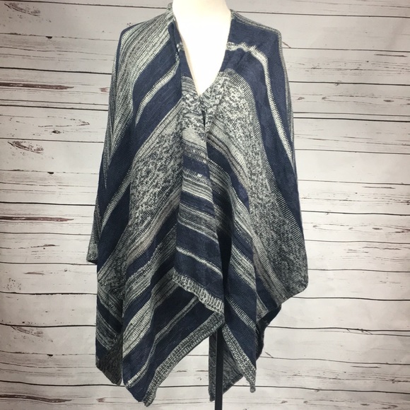 Cejon Sweaters - Cejon poncho Cejon Sweaters - Cejon poncho